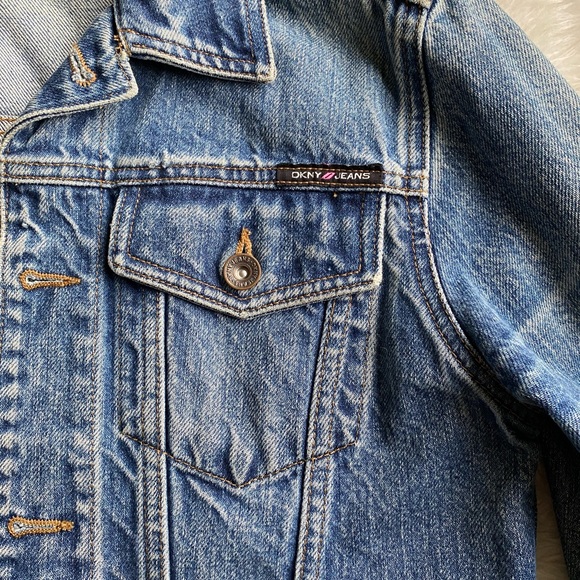 DKNY Vintage woman’s blue Jean jacket - Picture 4 of 6